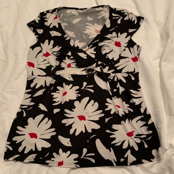 Tops Daisy Top Large Poshmark